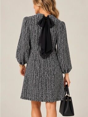 Signature by Robbie Bee Bow Back A-Line Dress Black White Size M Party Cocktail